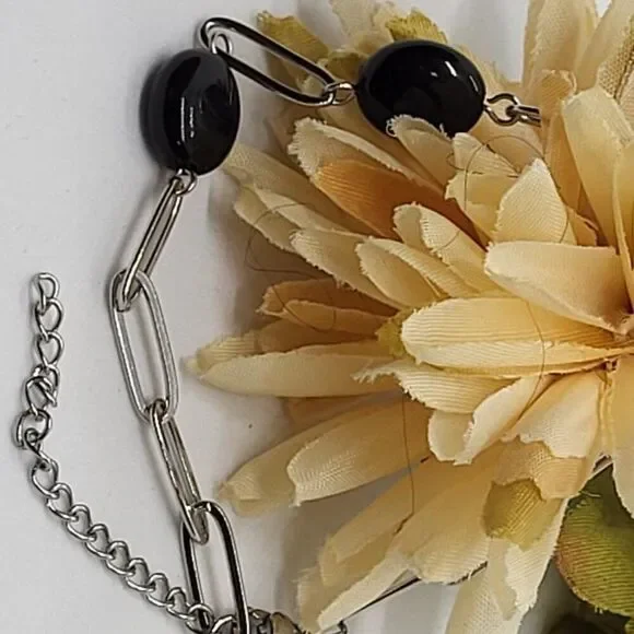 Karis, New, Lapis Lazuli, Dark Blue Necklace, 18 Inches, Platinum Plated Stamped - Picture 4 of 5